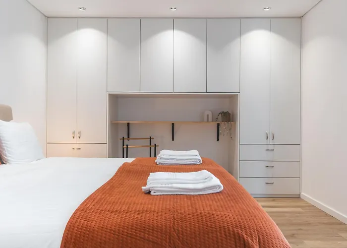 Breeze House 2 By Ah