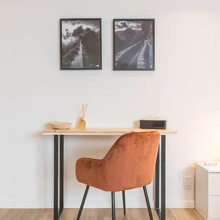 Breeze House 2 By Ah * קאניקו