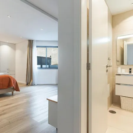 Breeze House 2 By Ah Caniço