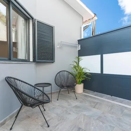 Breeze House 2 By Ah Apartment *